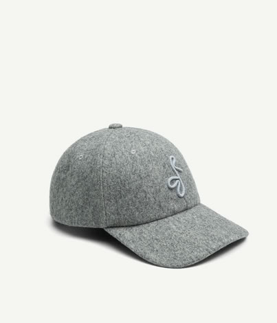 BASEBALL CAP IN GREY