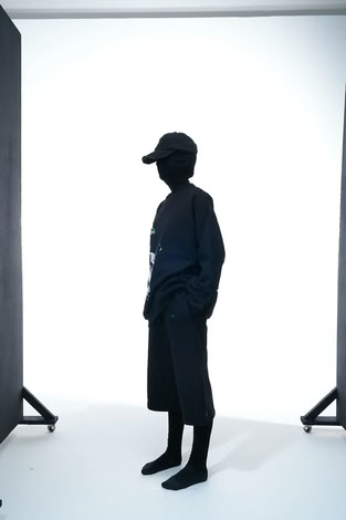 SWEATSHIRT “OVERSIZED SILHOUETTE”