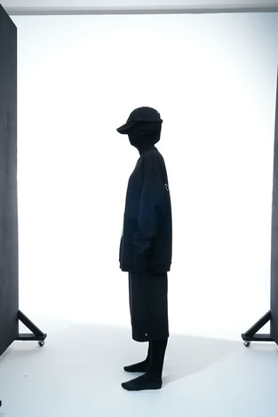 SWEATSHIRT “OVERSIZED SILHOUETTE”