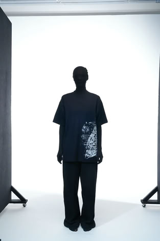 T-SHIRT “UNFOLDED PAGE”