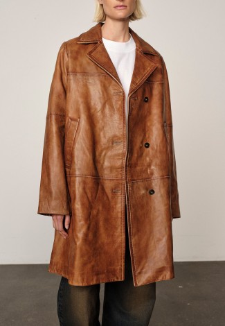 SHELLY LEATHER COAT IN WAXED COGNAC