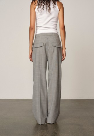 IVANO MIDT WAIST PANTS IN LIGHT GREY PINSTRIPE