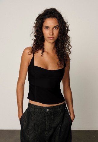 TOMA TOP IN BLACK