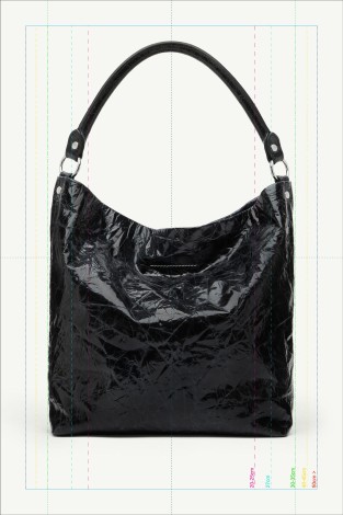 TOTE - CLASP CLOSURE BLACK