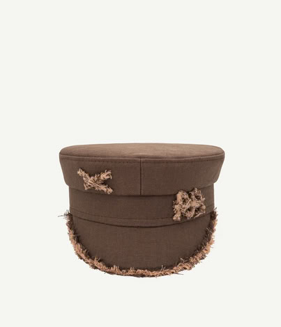 BAKER BOY CAP IN BROWN
