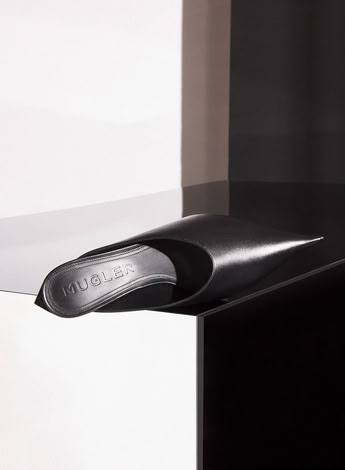 BLACK LEATHER FANG 55 MULES