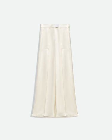 BRA CLOSURE TROUSERS IN CREME BRULEE