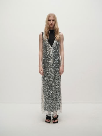 COSMO SEQUIN GOWN IN SILVER