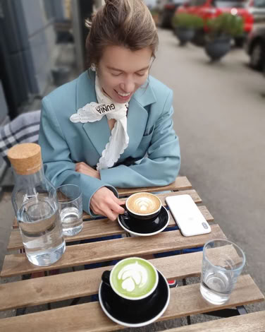 EMBROIDERED HEADSCARF WHITE