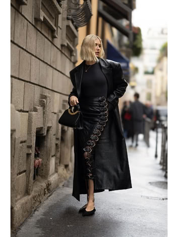 DAHLIA SKIRT IN BLACK