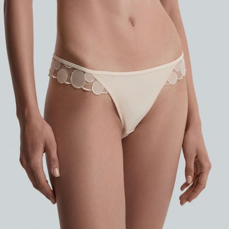 EMBROIDERY MID-RISE BRIEFS IN SAND WHITE