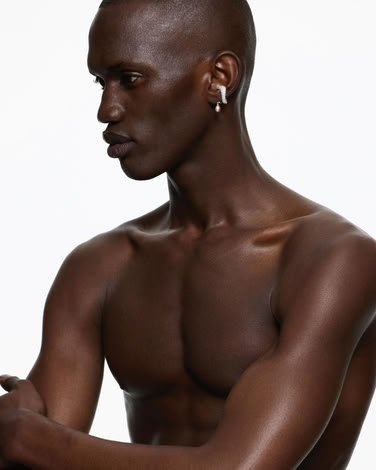 ENCRUSTED PEARL CHARM ALIEN EAR CUFF