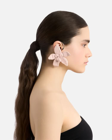 FLOWER EAR CUFFS NUDE 01