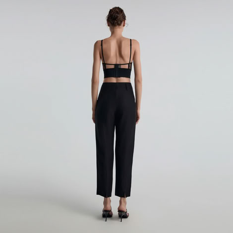 LACE-MESH WIRELESS PADDED CORSET IN BLACK