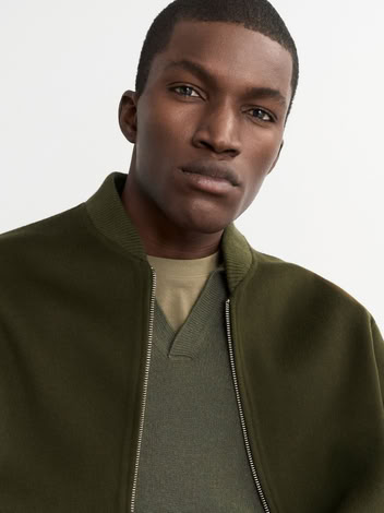 MEN'S BOMBER JACKET OLIVE