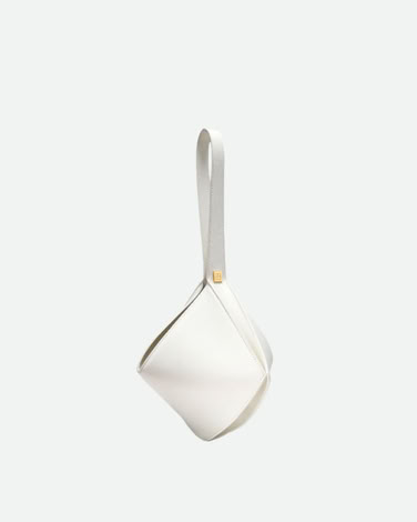 MINI CRUSHED GRAIN BAG LEATHER WHITE
