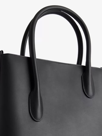 NOONA TOTE TALL IN BLACK AND CHROME