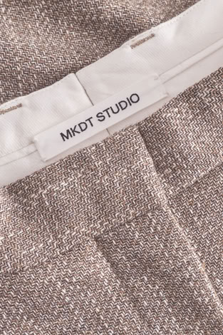 PORTLYN STRUCTURE WOOL BLEND IN CINNAMON MELANGE