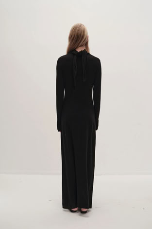 RHEA CAPE KNIT IN BLACK