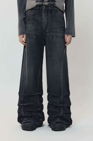 AVAVAV SMOCK DETAILED JEANS IN WASHED BLACK
