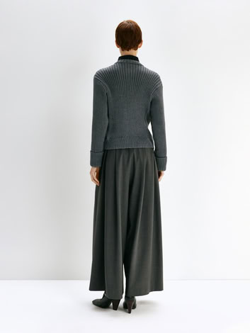 WIDE TROUSERS WITH BRA CLOSURE IN DARK GREY