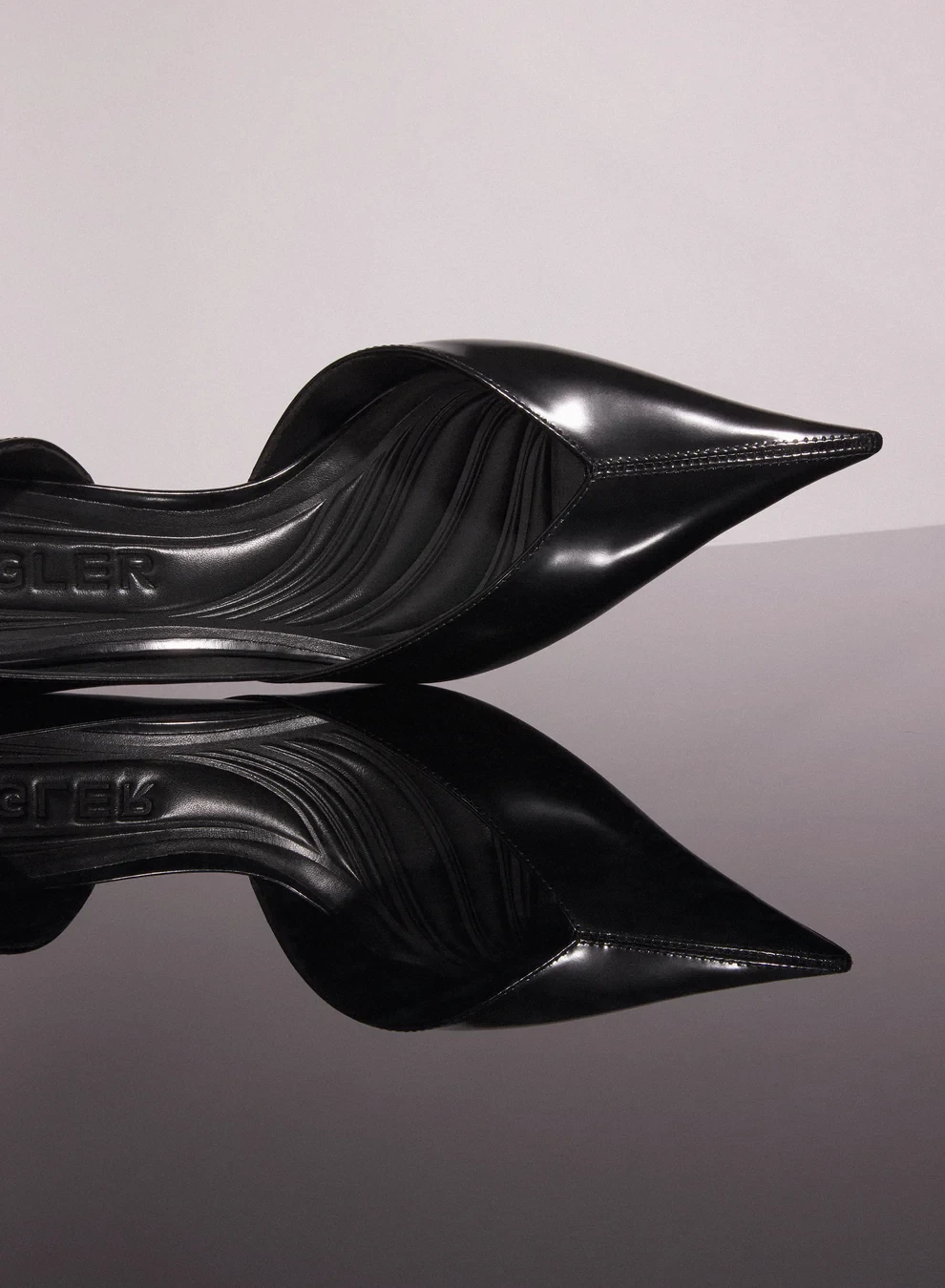 BLACK LEATHER FANG 55 PUMP 