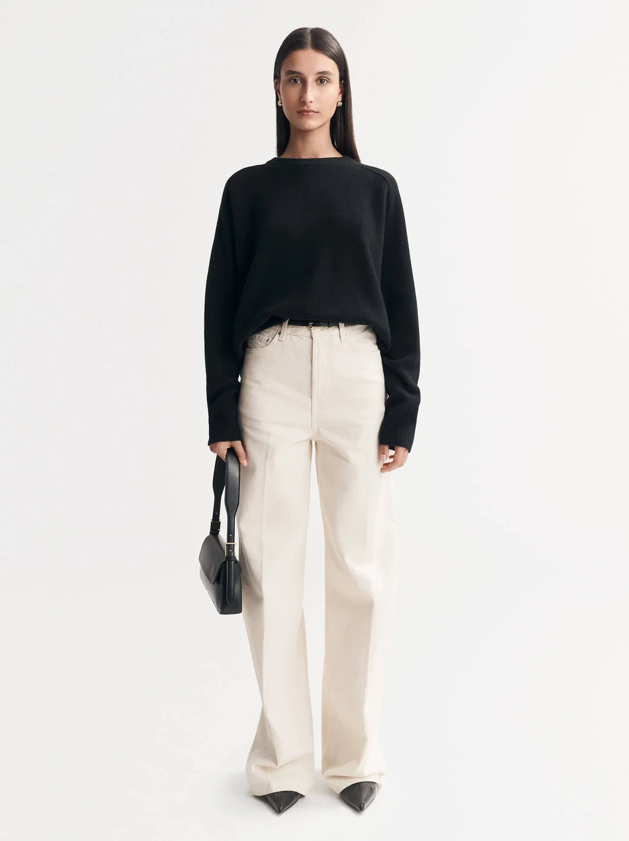 BOYFRIEND O-NECK BLACK