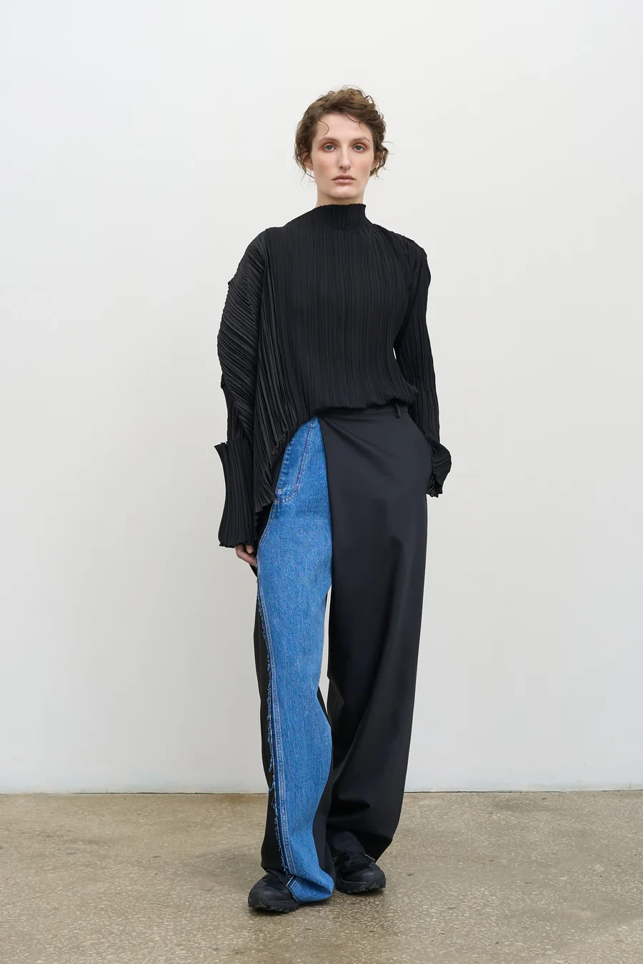 DECONSTRUCTED PANTS WITH DENIM PANEL IN BLACK/NAVY BLUE