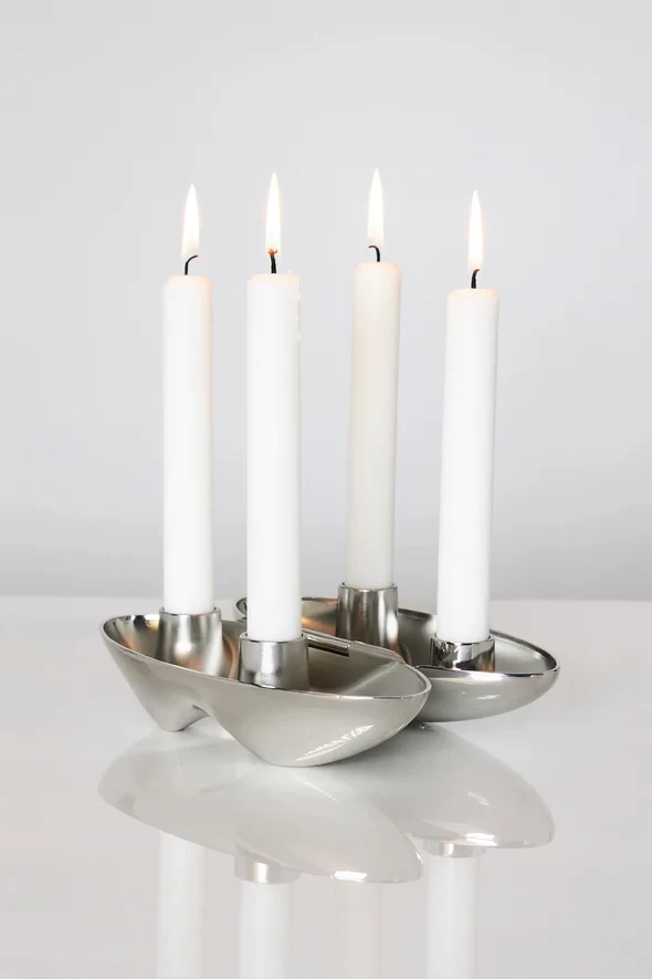 FOUR CANDLE HOLDER IN SILVER