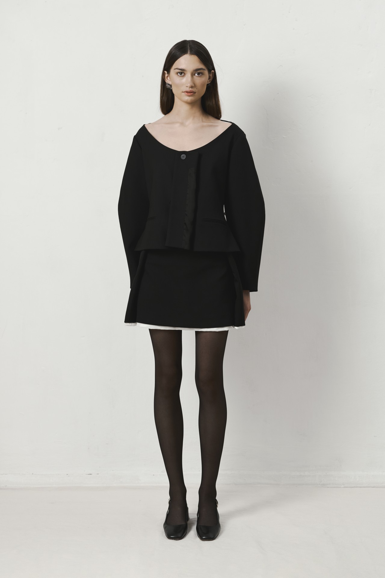 'INGLE' JACKET IN BLACK 