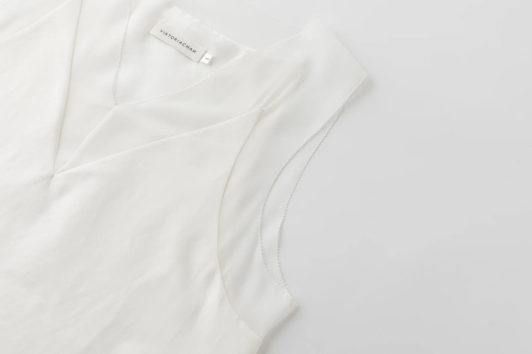 IRENE PATCHED SILK TANK WHITE