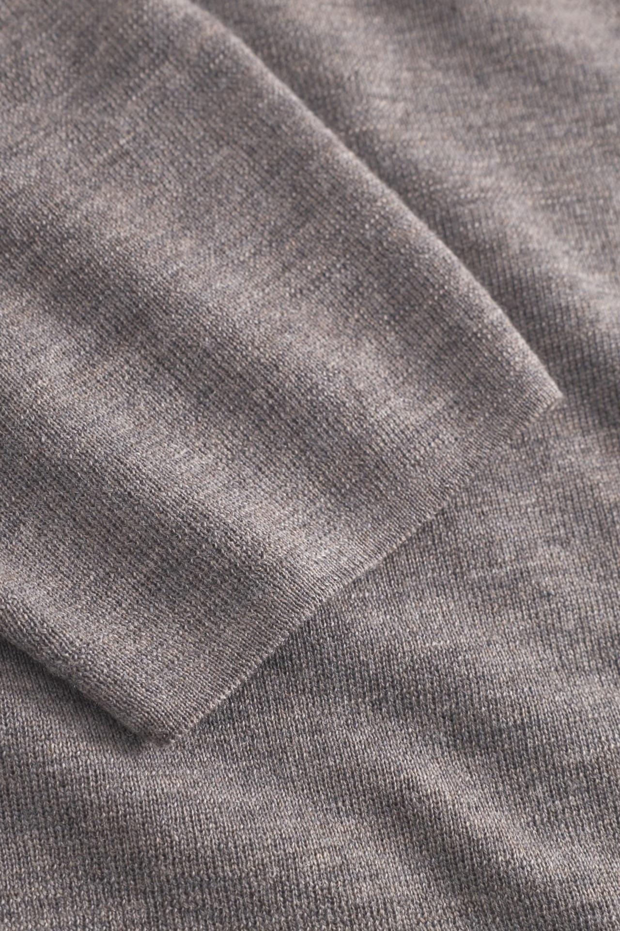 KAMALA MERINO IN BARK