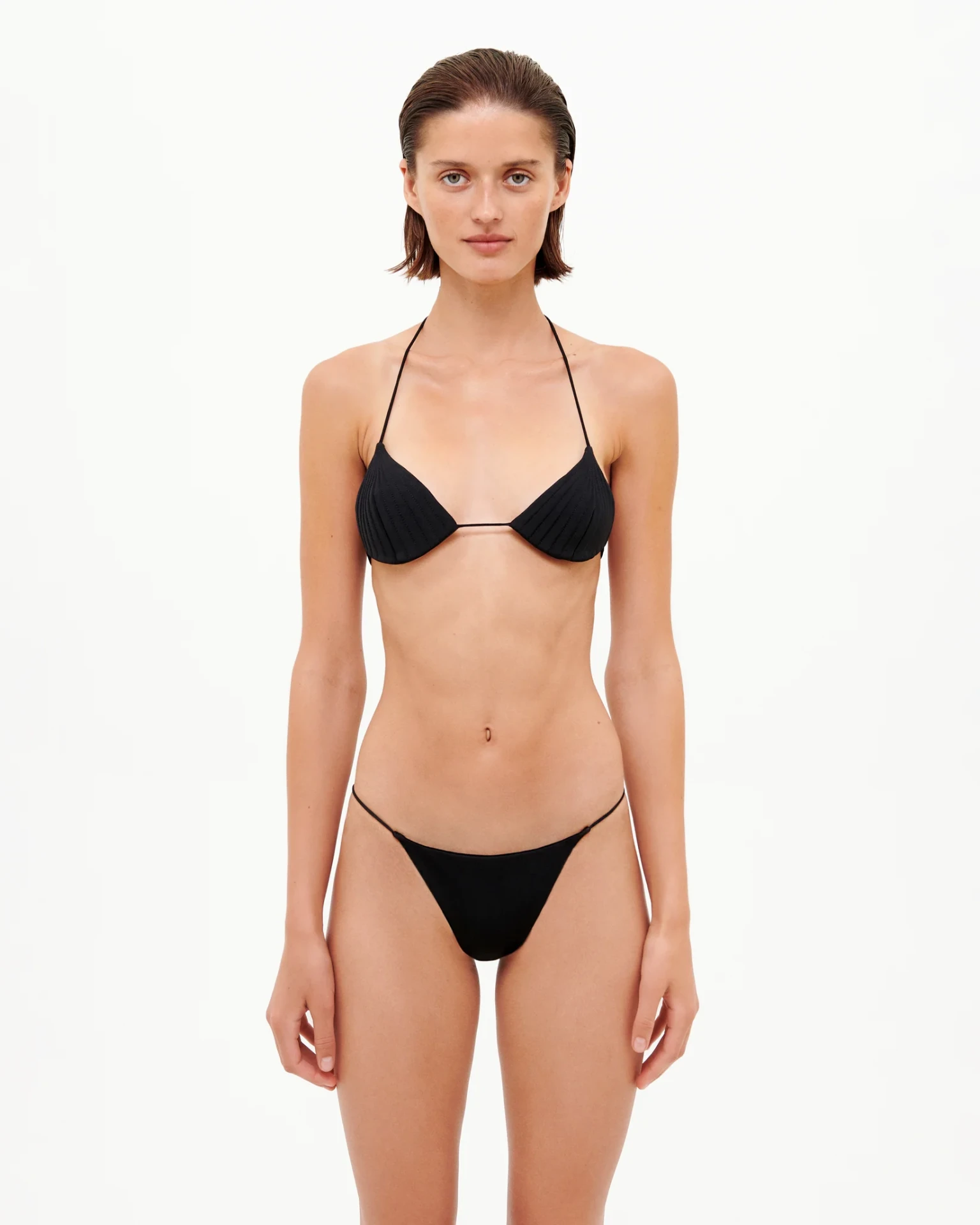LOW-RISE BIKINI BLACK 