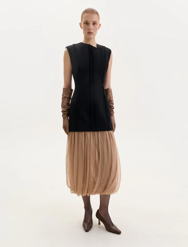 MIDI DRESS WITH A CHIFFON SKIRT IN BLACK/BEIGE