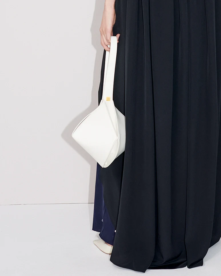 MINI CRUSHED GRAIN BAG LEATHER WHITE