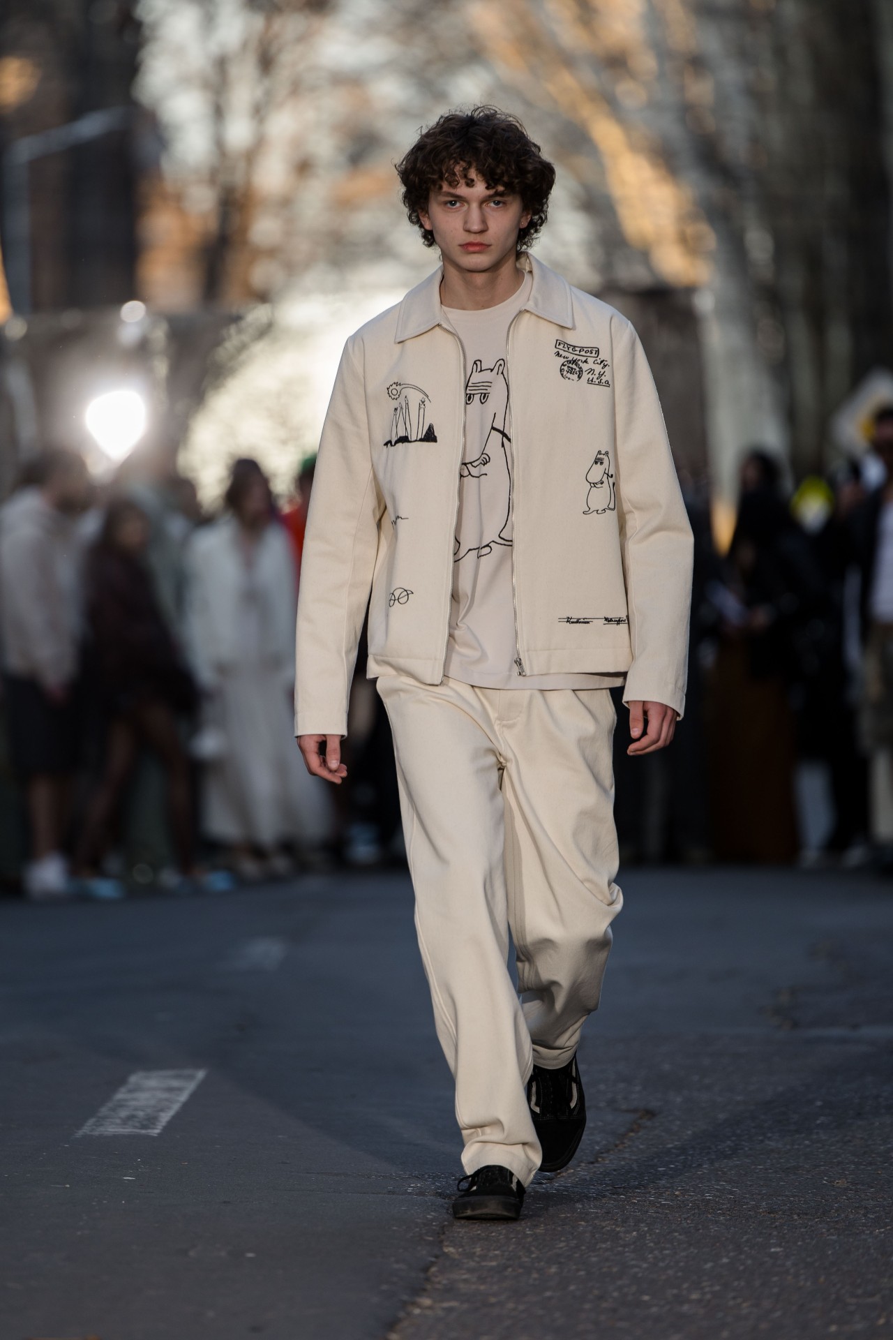 MOLDOVAN BRANDS RUNWAY — DOFAMIN SS25