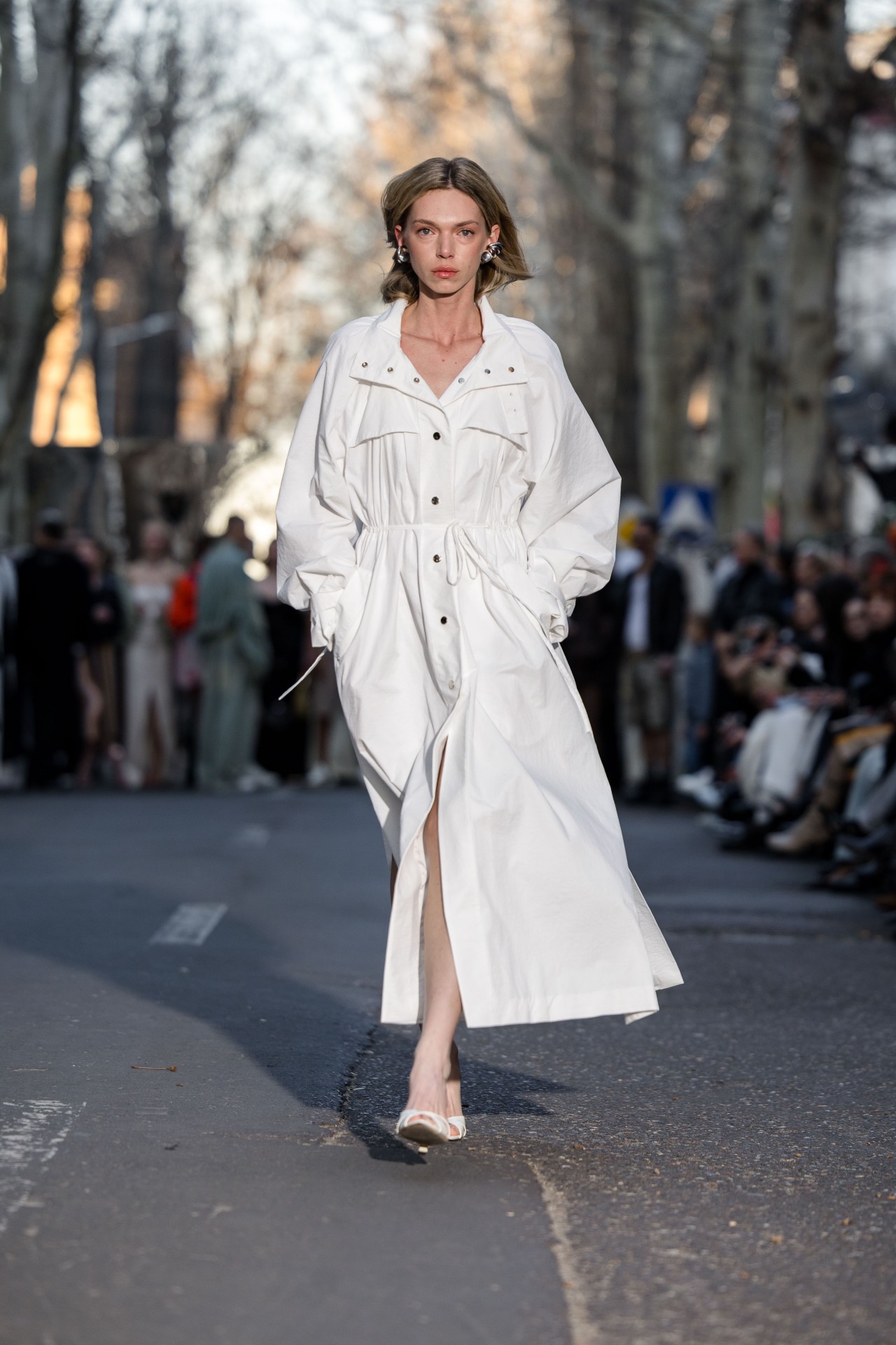 MOLDOVAN BRANDS RUNWAY — DOFAMIN SS25