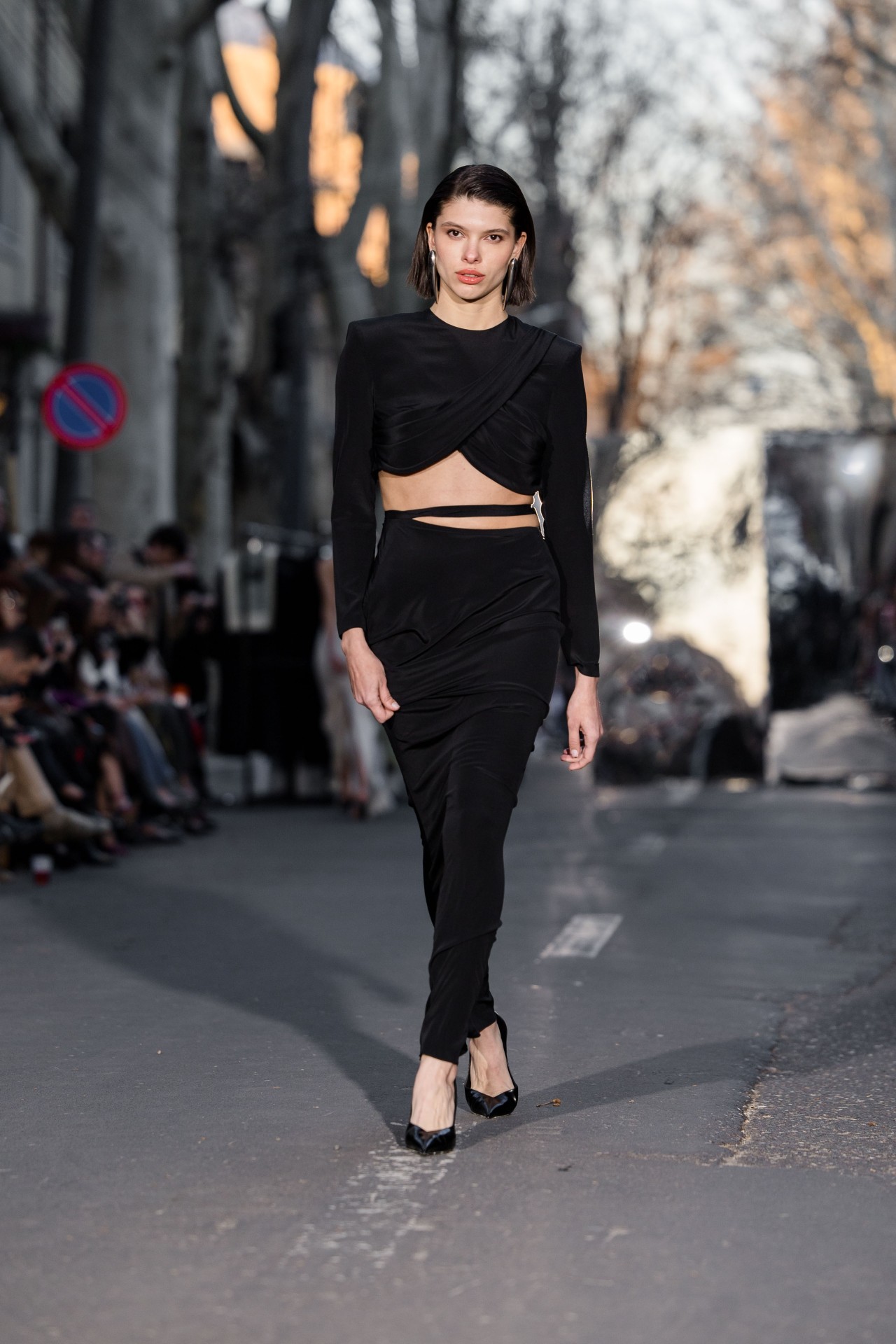 MOLDOVAN BRANDS RUNWAY — DOFAMIN SS25