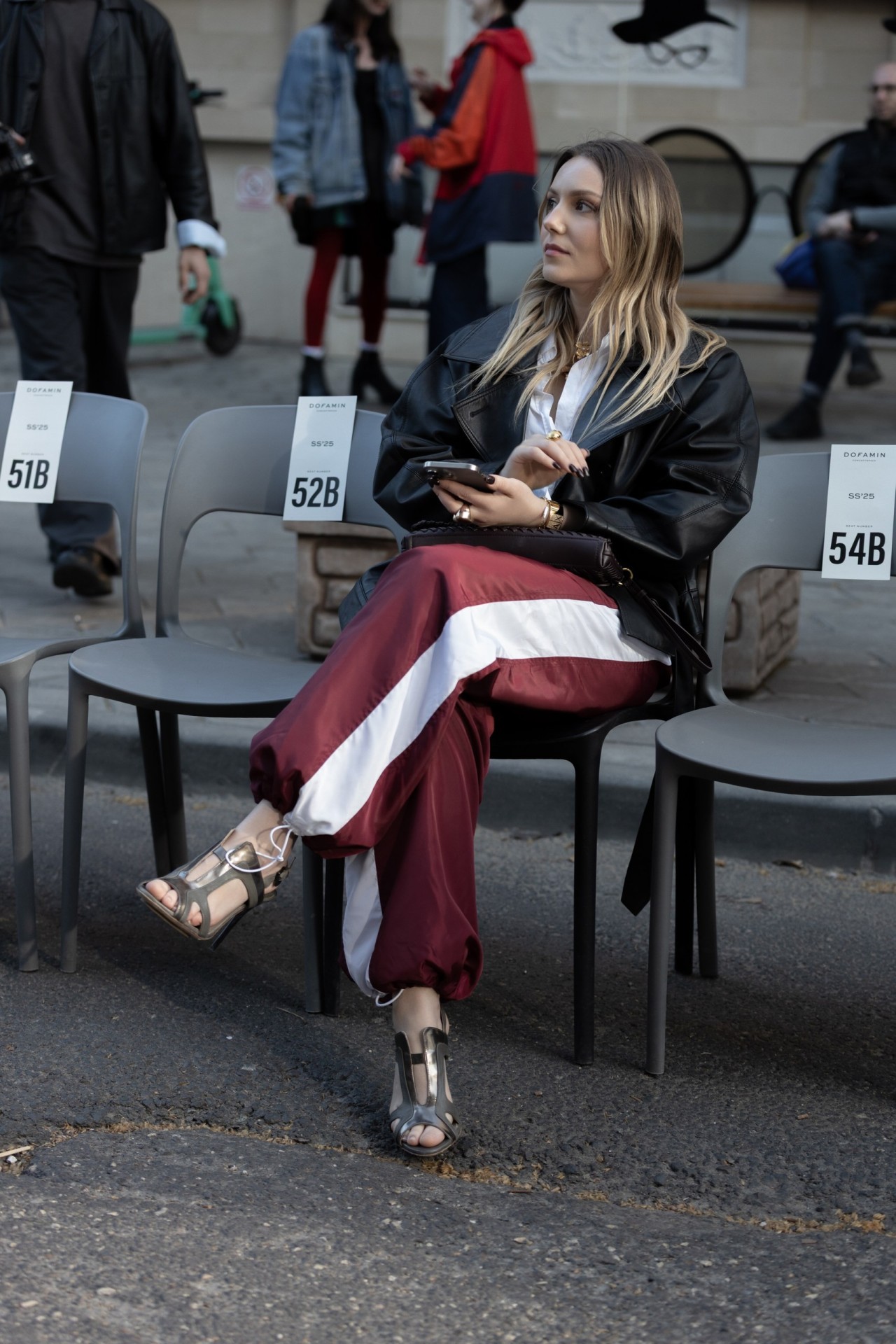 MOLDOVAN BRANDS RUNWAY — DOFAMIN SS25