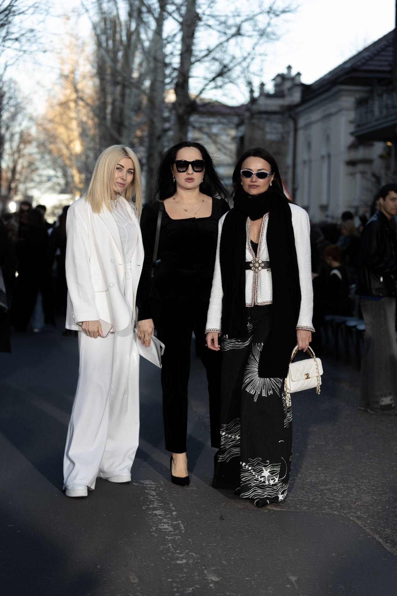 MOLDOVAN BRANDS RUNWAY — DOFAMIN SS25