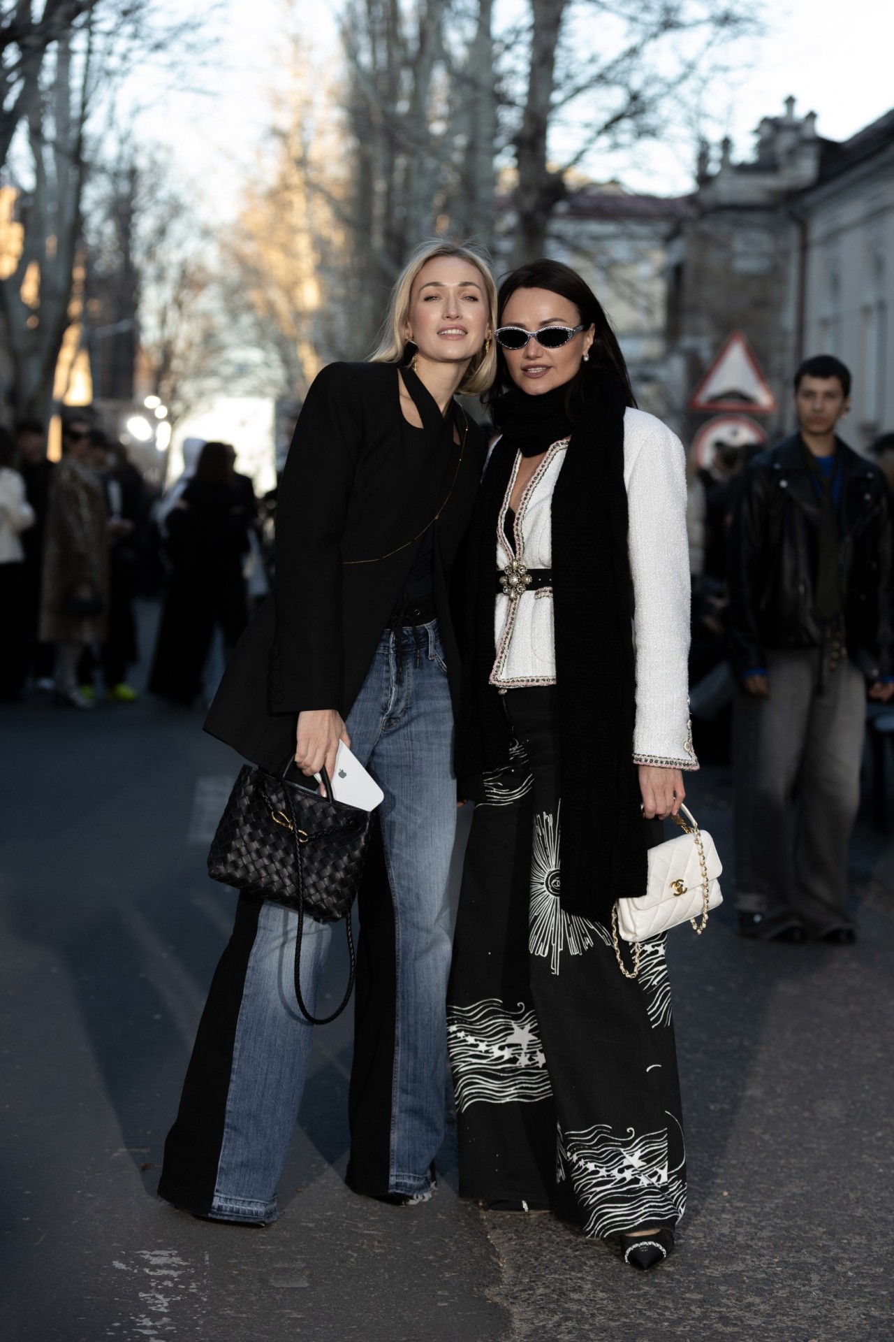 MOLDOVAN BRANDS RUNWAY — DOFAMIN SS25