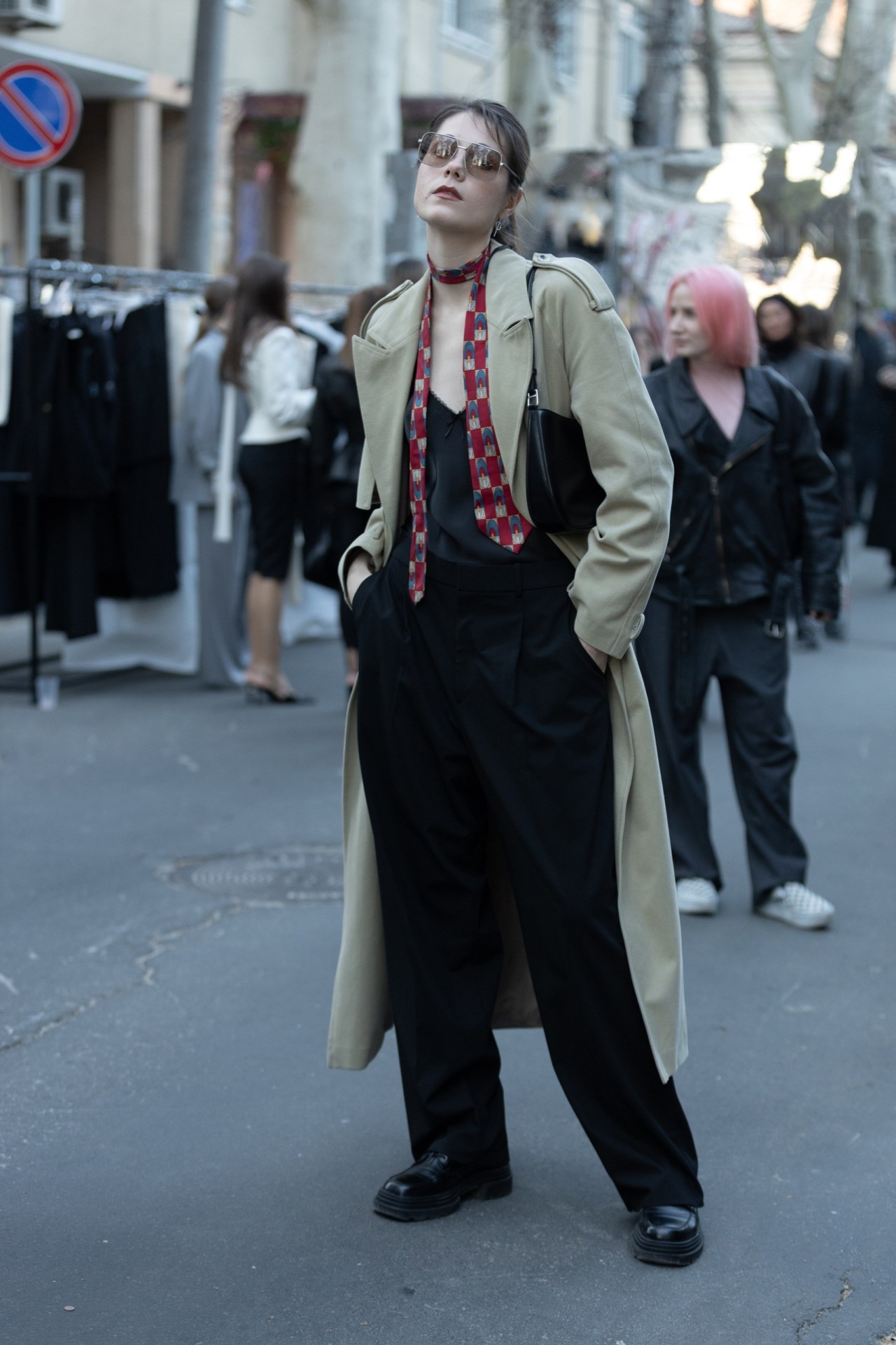 MOLDOVAN BRANDS RUNWAY — DOFAMIN SS25