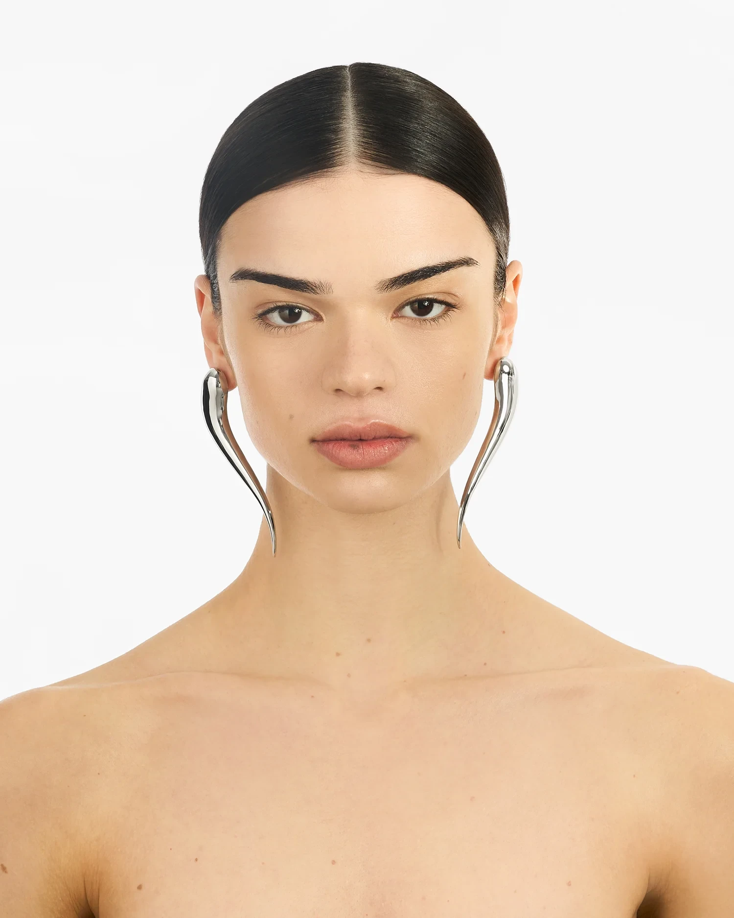 NAIL TWIST EARRINGS IN SILVER