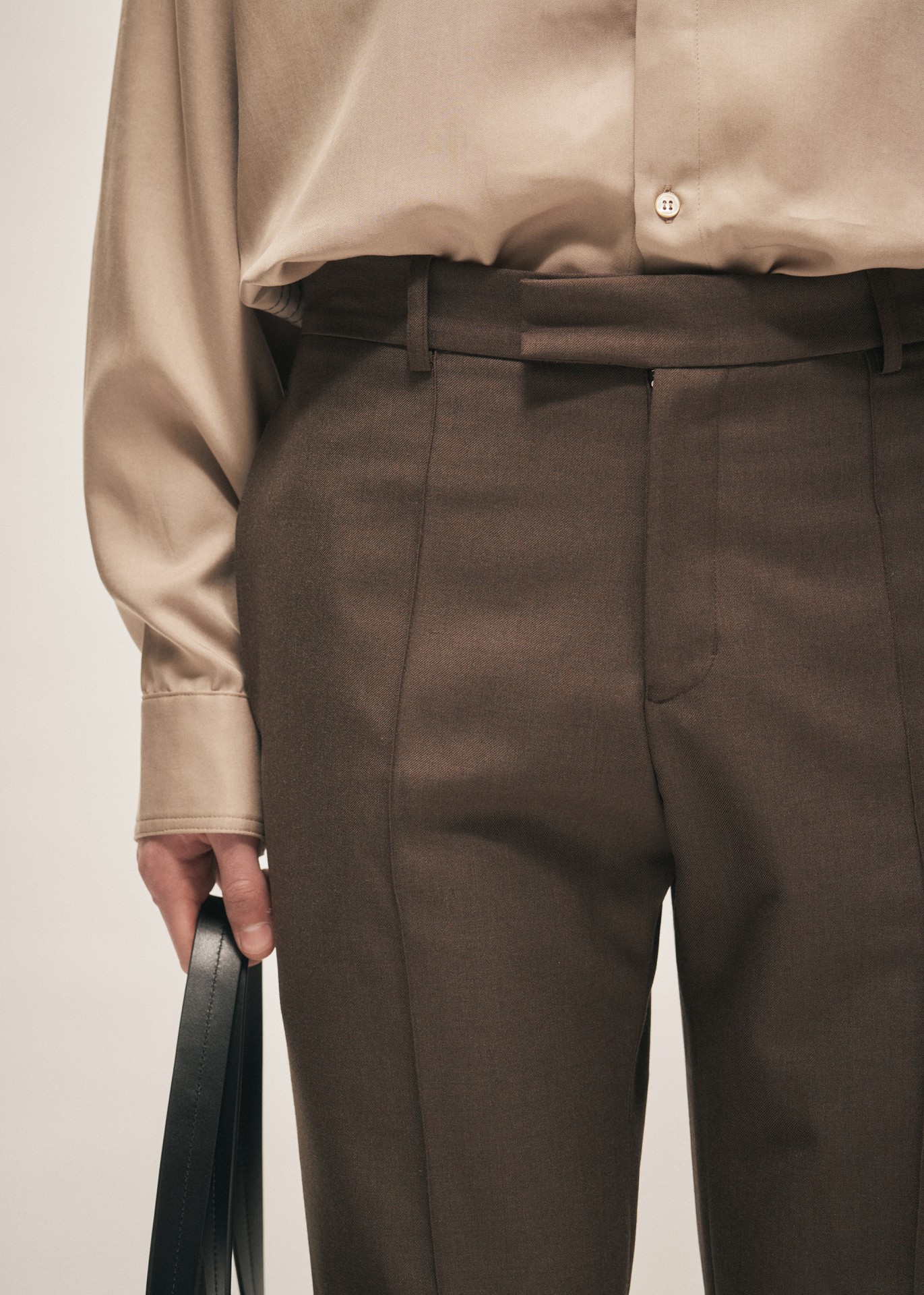 REGULAR FIT WOOL TROUSERS TAUPE 