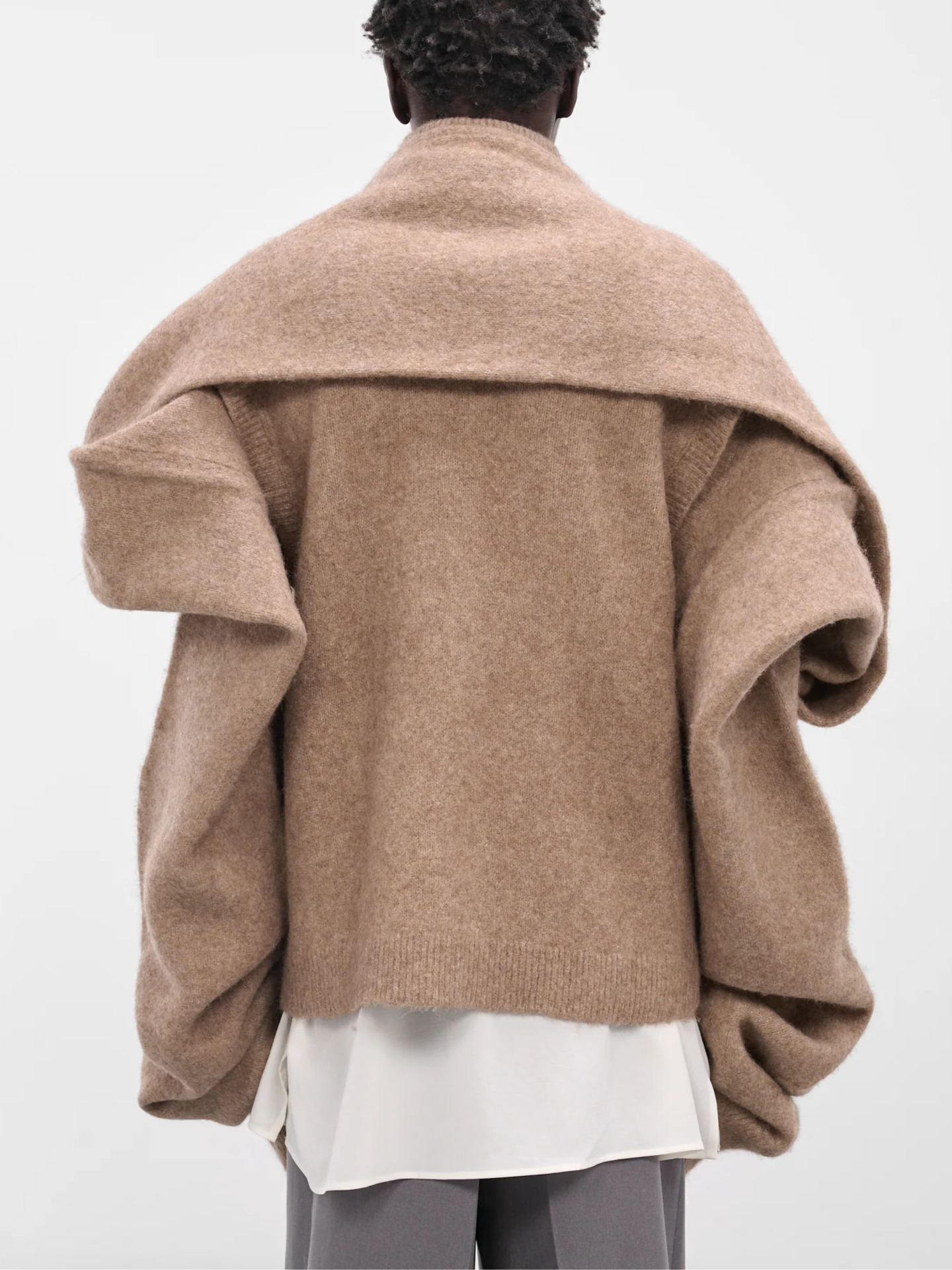 SCARF-SLEEVE SWEATER IN CAMEL