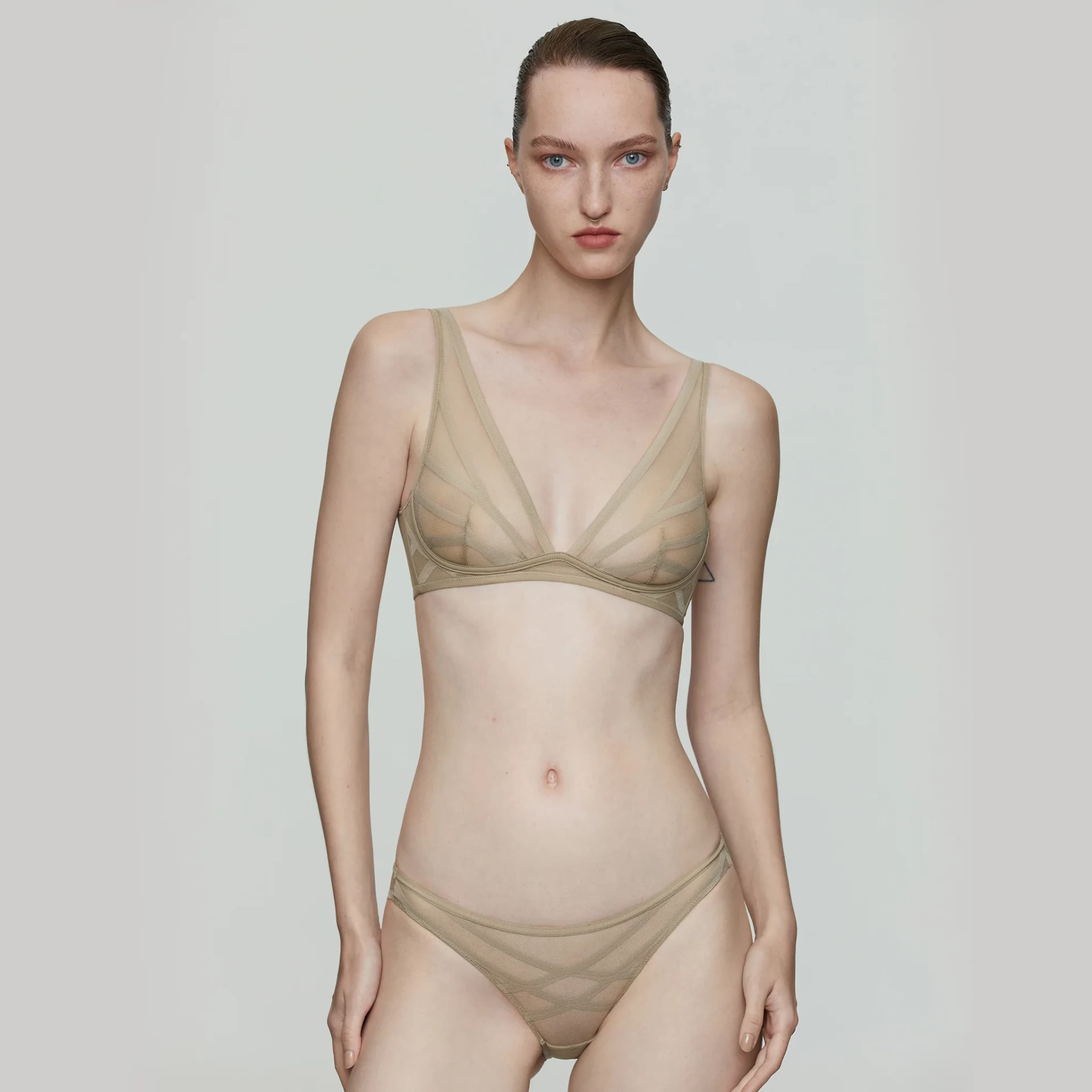 CUP WIRELESS BRA GRAY