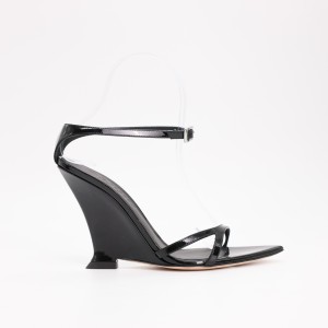 BLONDIE 100 RUE IN BLACK