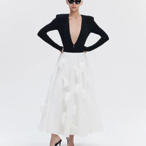 LOW-CUT BODYSUIT MIDNIGHT BLACK