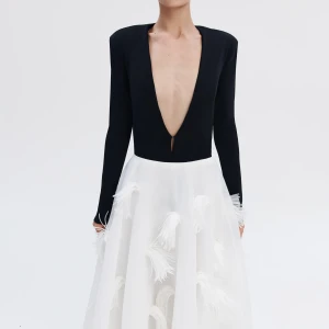 LOW-CUT BODYSUIT MIDNIGHT BLACK