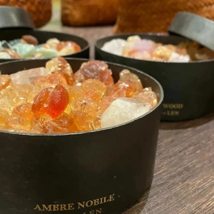 POT POURRI APOTHICAIRE GRAND VEGETAL AMBER (LILI NEROLI)